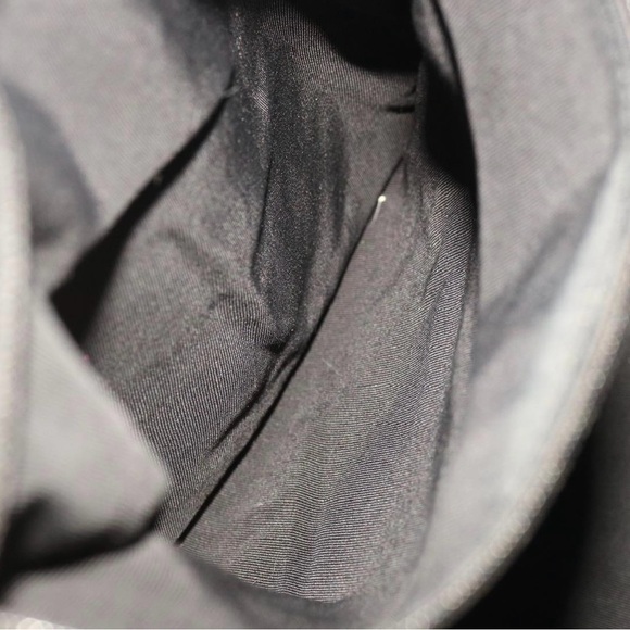 Chanel Silver 31 Rue Cambon Hobo Bag. In good condition. Minimal wear - Picture 15 of 16